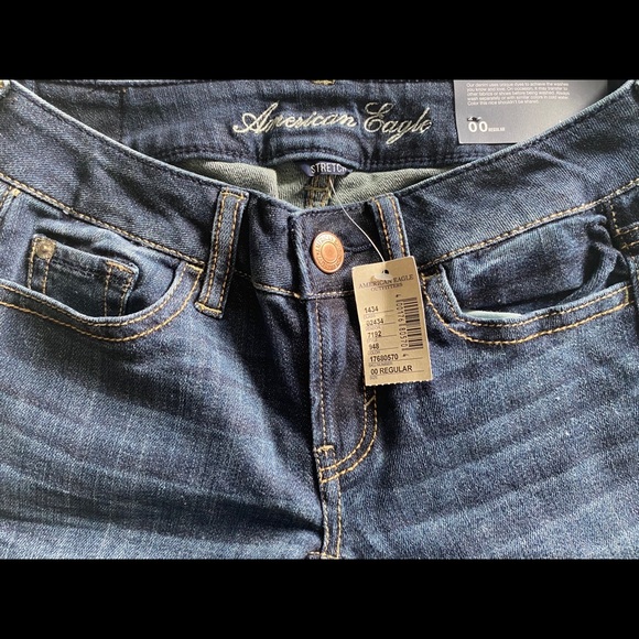 Jeans - Picture 1 of 3